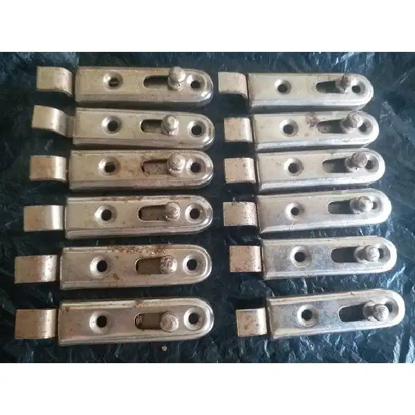 12 biji Grendel pintu / jendela dan lemari antik bahan besi kondisi NO