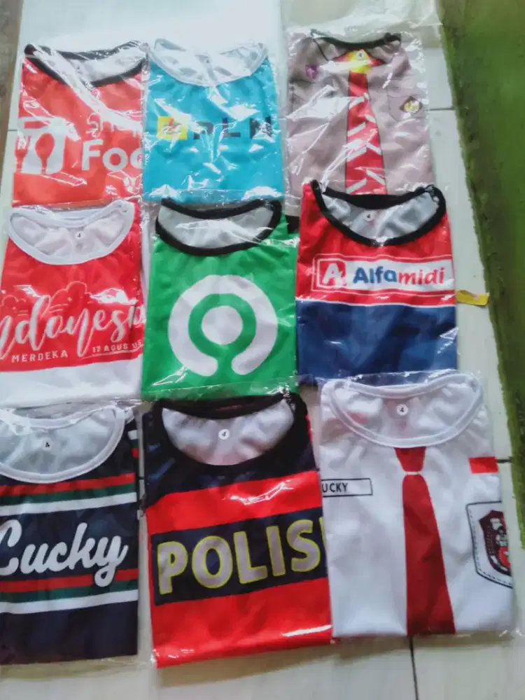 Di jual murah kandang kucing 2 tingkat dan baju kucing ukuran jumbo