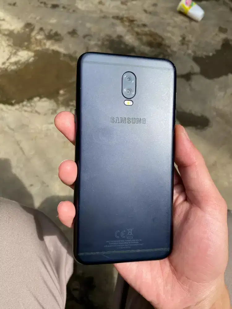 Samsung j7+ ram 4/32gb