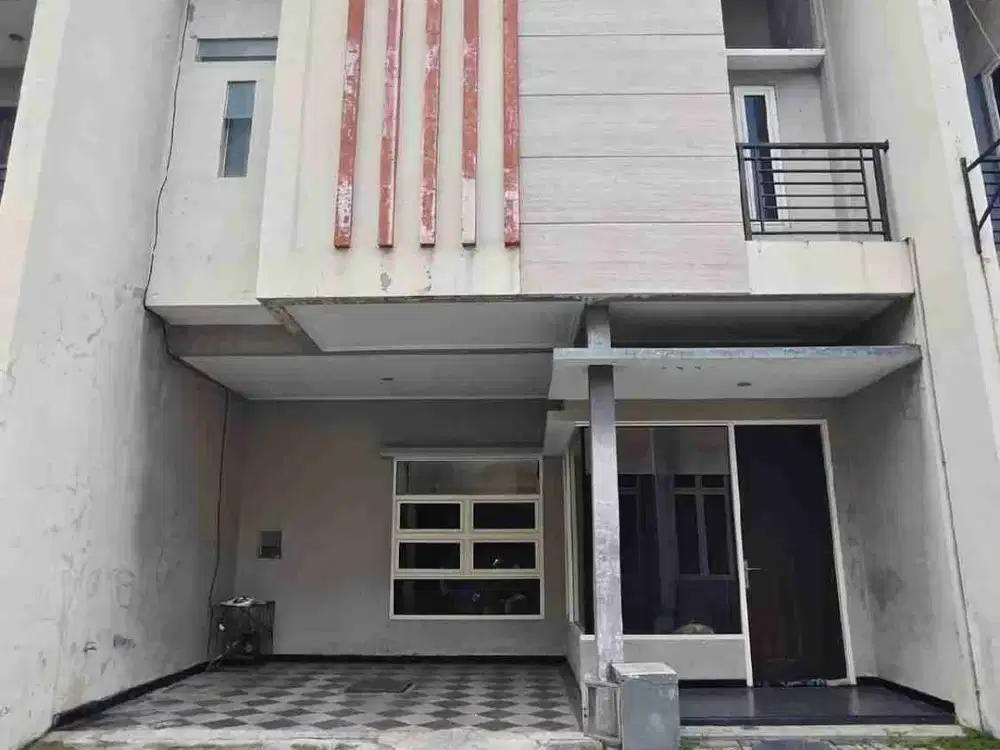 Rumah Baru 2 Lantai siap Huni di Mojo, Sby Timur