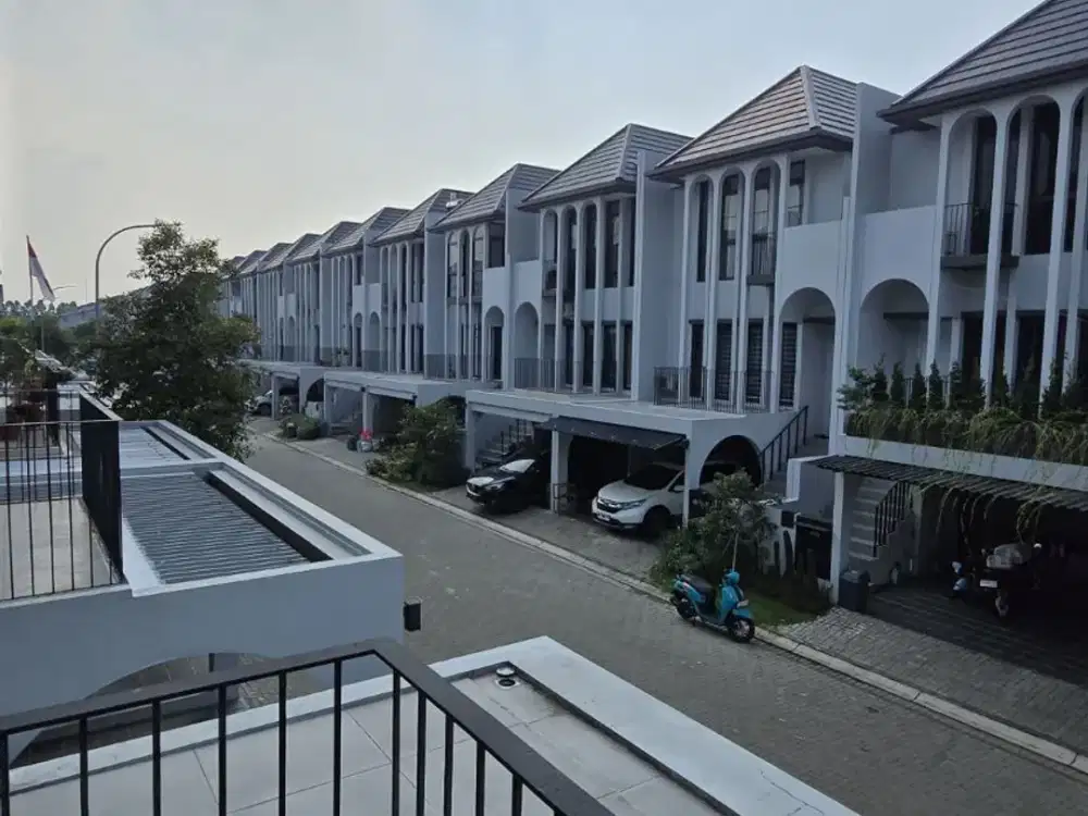 Dijual Rumah Semi Furnished Cluster Aether Green Wich BSD City Tangerang Selatan