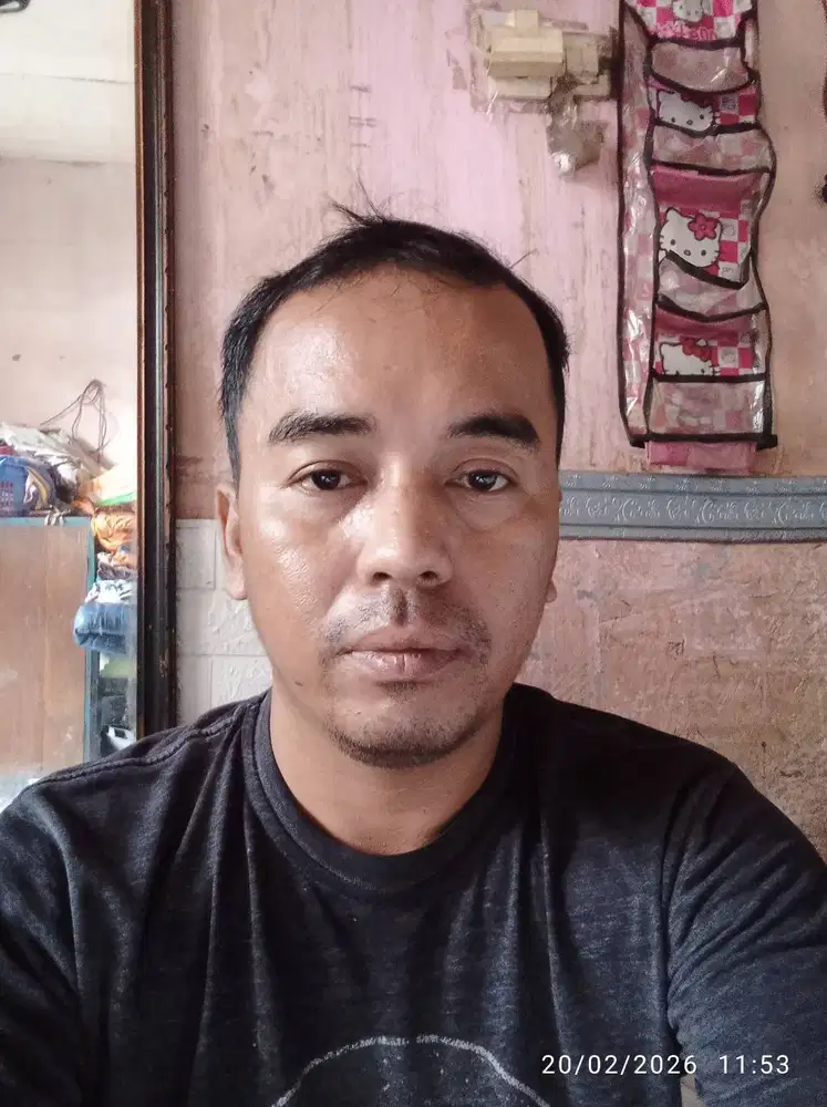 Mencari lowongan pekerjaan.. Mempunyai sim A aktiv domisili jaktim