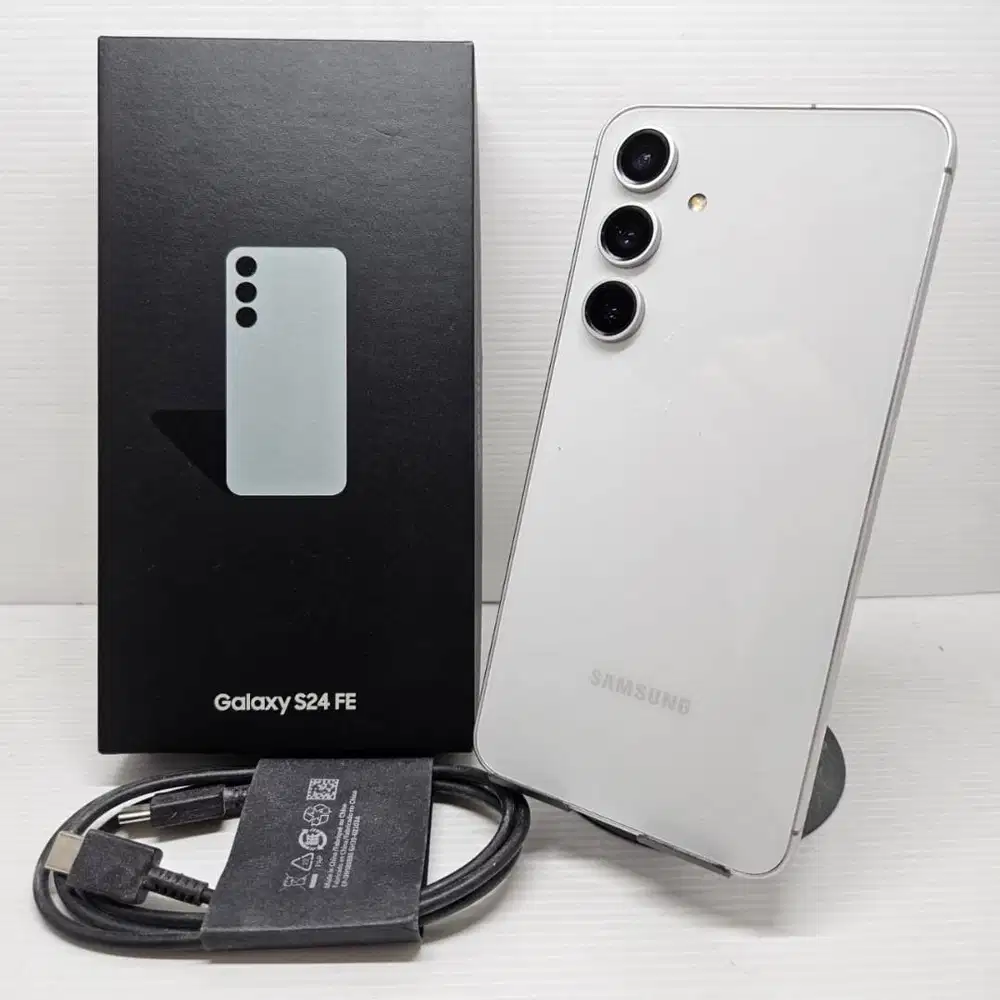 SEPERTI BARU SAMSUNG GALAXY S24 FE 5G 8/256 GREY EX SEIN NO MINUS  SUP