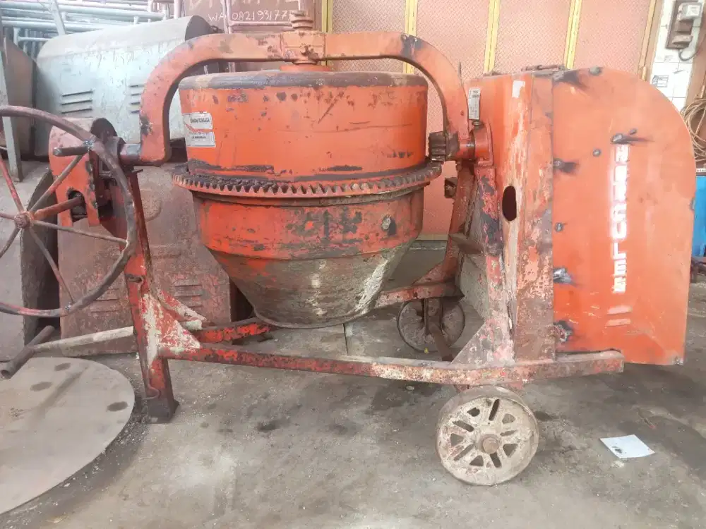 Molen cor Hercules kapasitas 350 liter, mesin Dong Feng 8 PK, Mantap