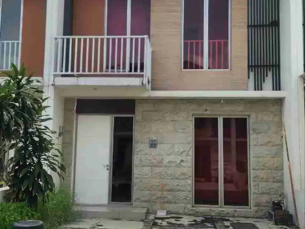 Rumah 2 Lantai Greenland Residence Menganti