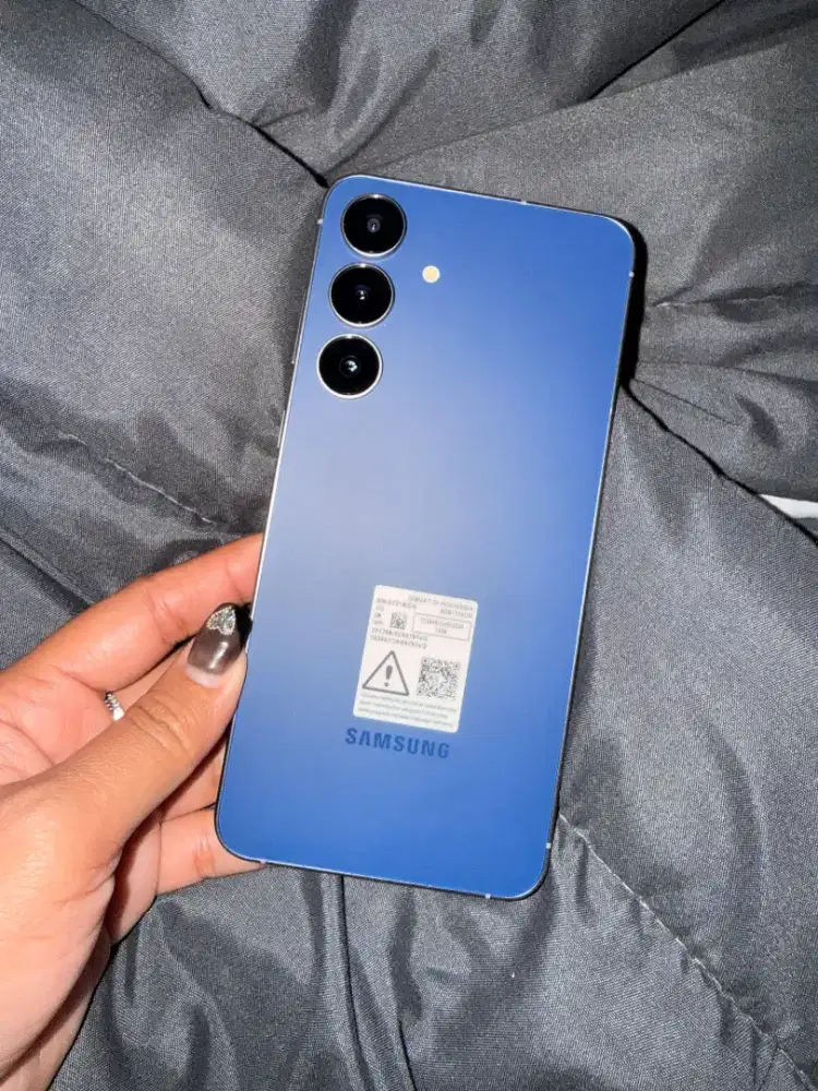 SAMSUNG GALAXY S25 FE 256 GB BARU SEMINGGU PEMAKAIAN TANGAN PERTAMA