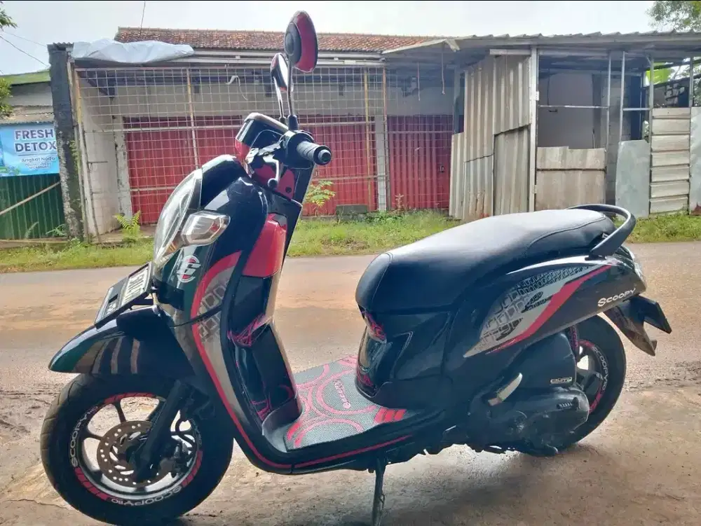 Honda scoopy 2019