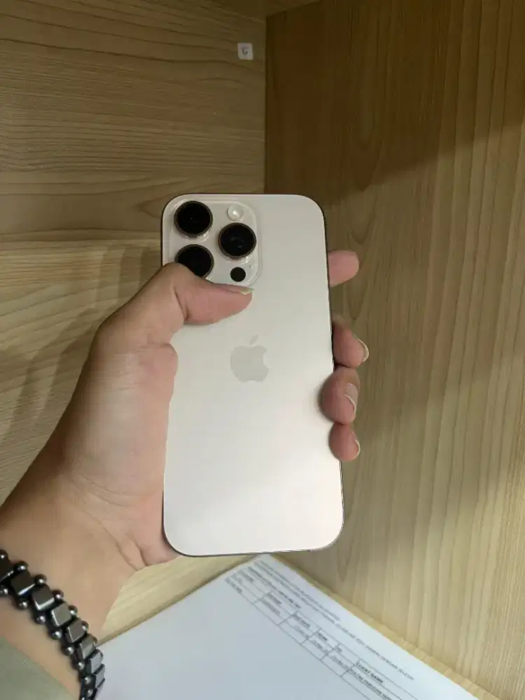 iPhone 16 Pro 128 GB sec iBox Dessert Titanium Garansi On