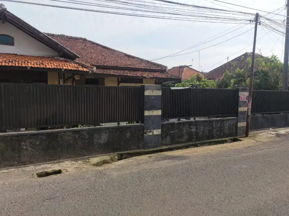 Rumah dijual dekat pusat kota