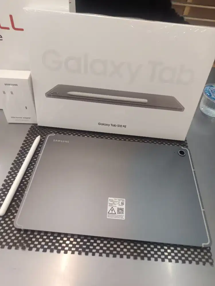 SAMSUNG TAB S10 FE 6JUTAAN FREE CHARGER