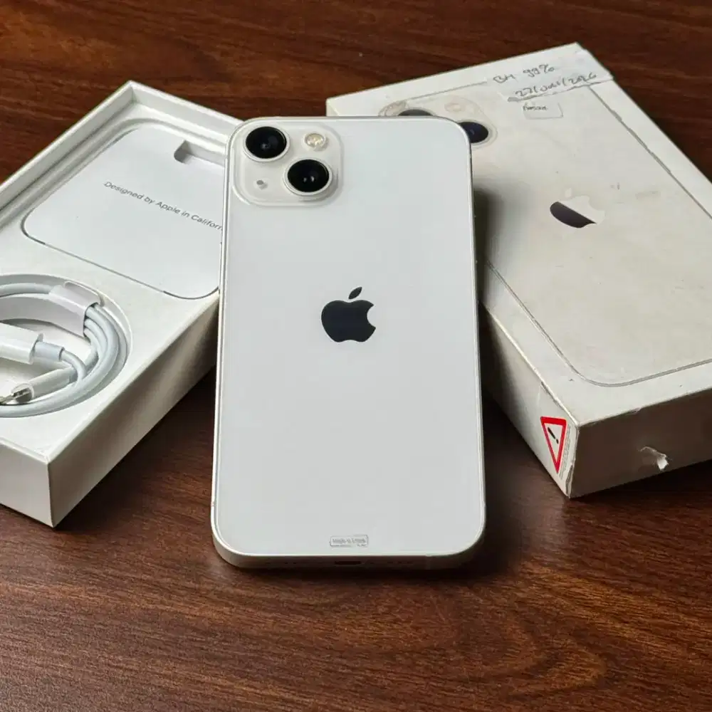 iPhone 13, 128GB [ Starlaight ] Garansi Resmi iBox.