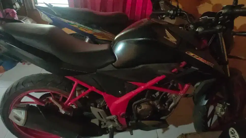 Jual cepat CB150R,