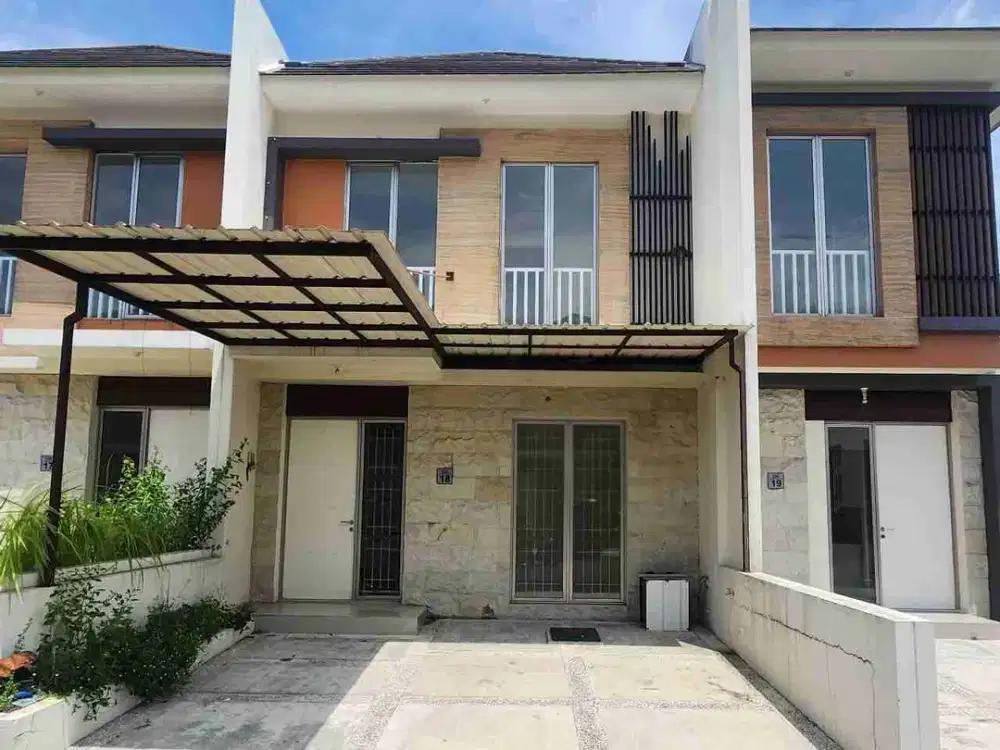 Rumah Greenland Residence Menganti Wiyung