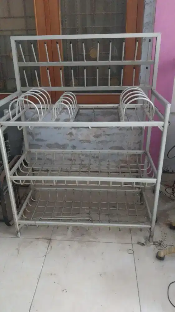 Rak piring Aluminium