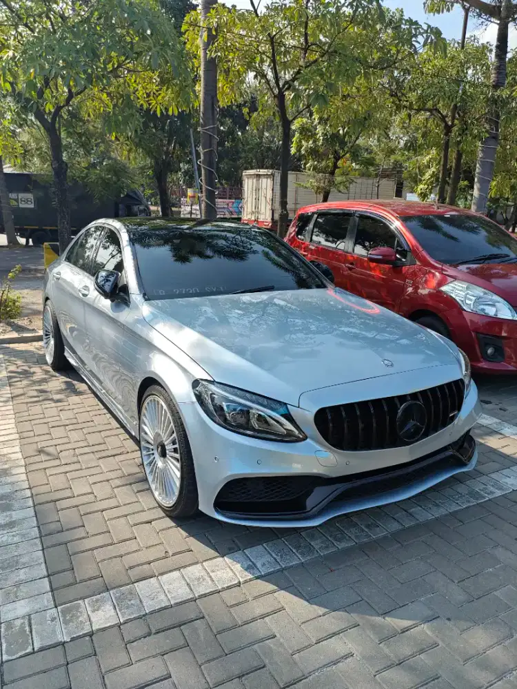 Mercedes-Benz C200 (c63 look)