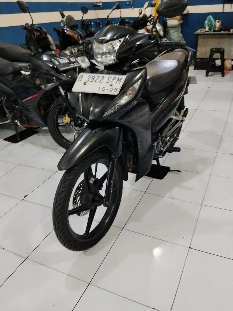 Di Jual Honda Revo FI Siap Pakai