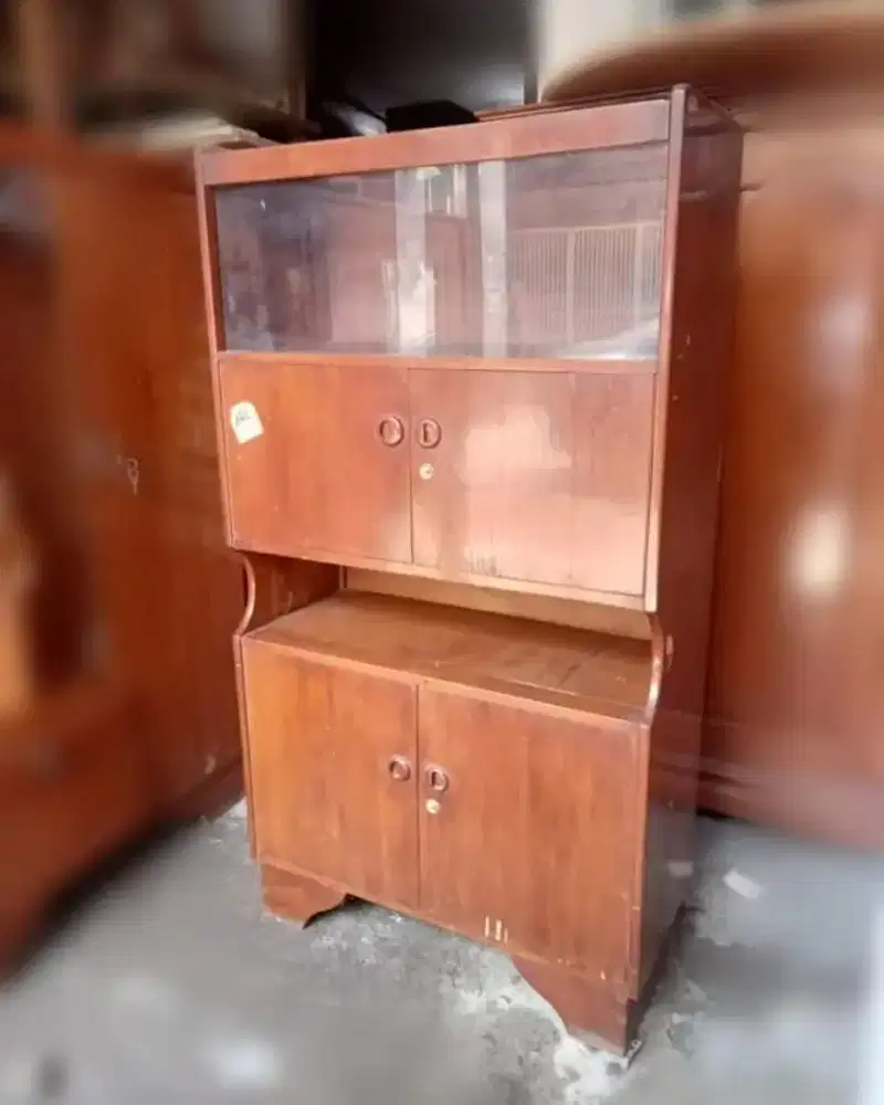 Lemari dapur jati antik