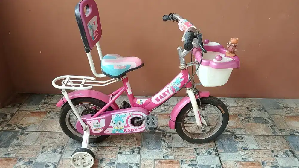 SEPEDA ANAK PEREMPUAN RODA 12 UMUR 2 SD 4 TAHUN GRATIS RODA SAMPING