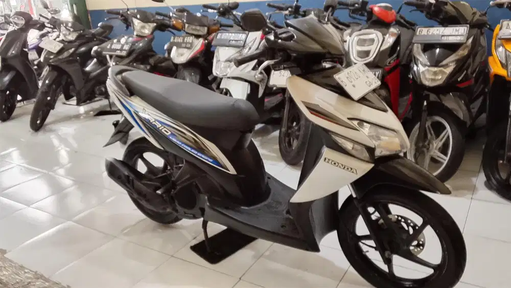 HONDA VARIO 2010 MULUS