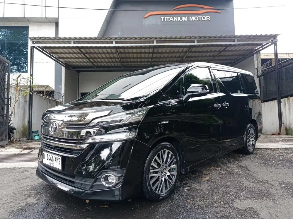 KM 82rb ANTIK Toyota Vellfire G ATPM Black 2016