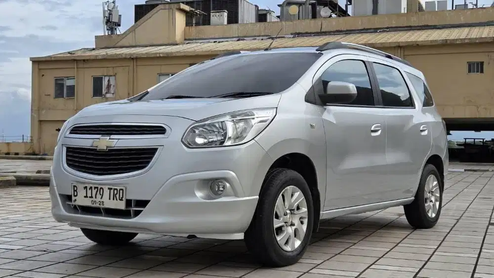(Low km Dp.10jt) Chevrolet Spin LTZ AT 2013
