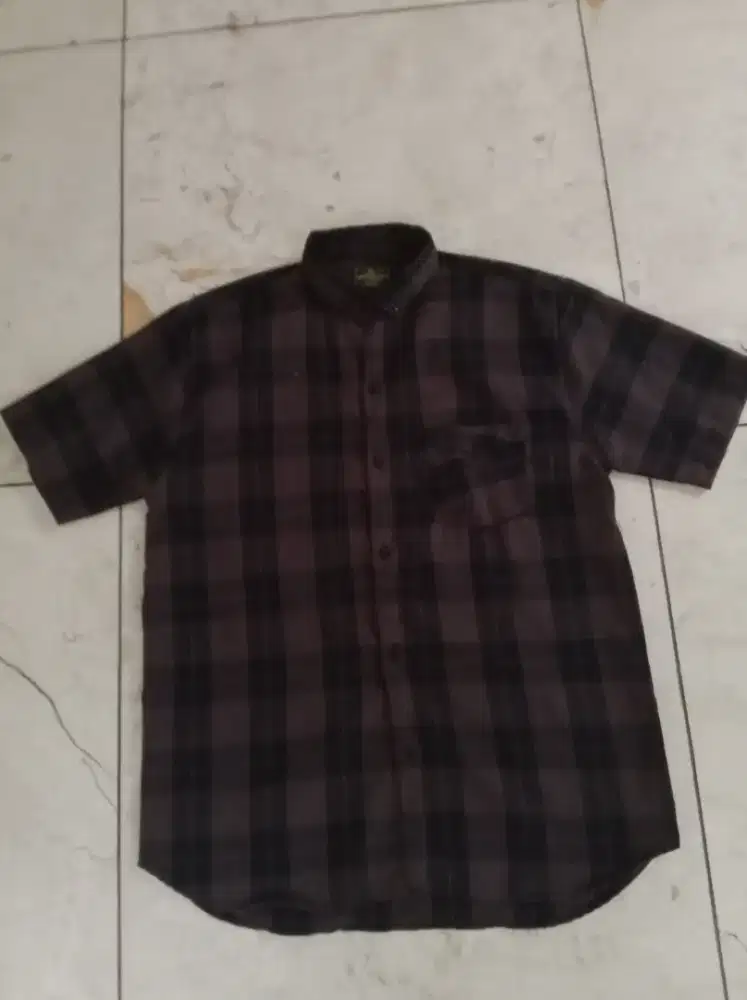 Kemeja Flannel Coklat Lengan Pendek