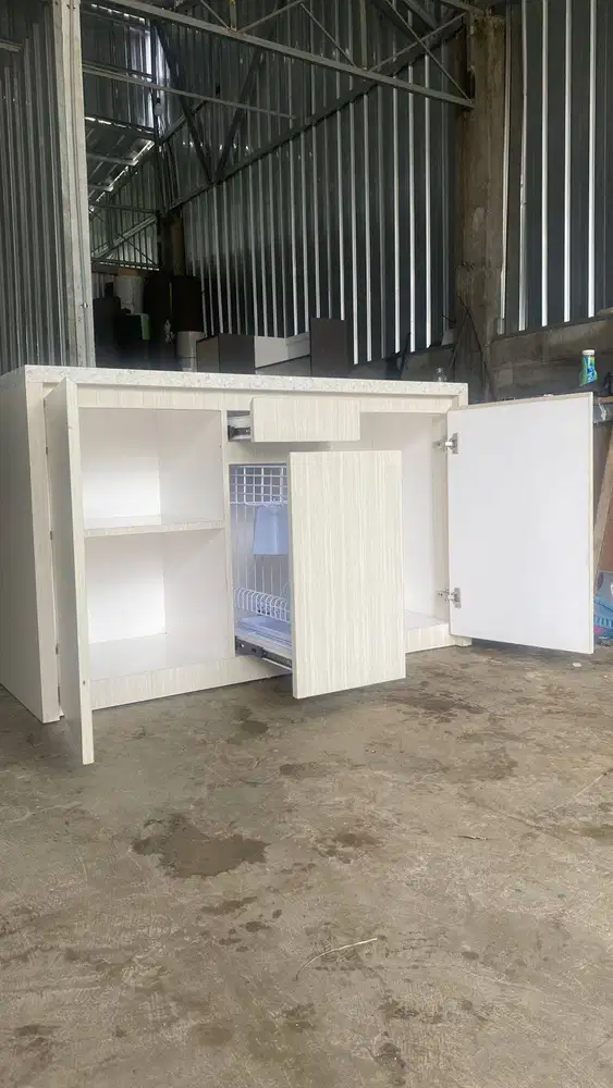 Meja dapur modern, kuat, rapi, dan bikin aktivitas memasak jadi lebih