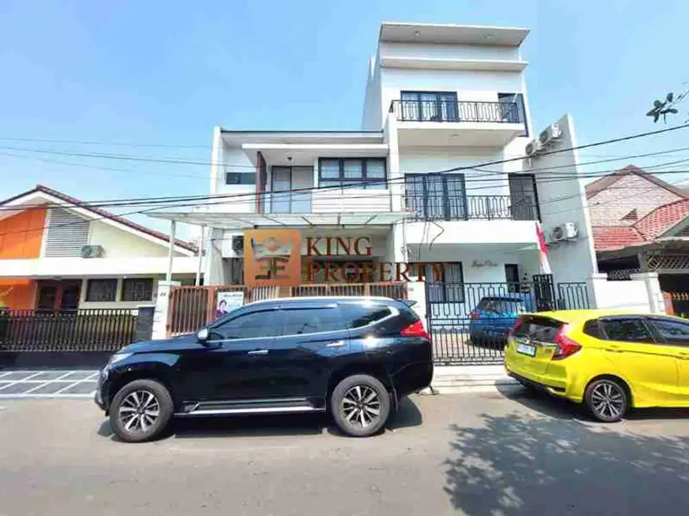 Dijual Rumah Tomang 3,5 Lantai Interior Mewah Nyaman Rapi Bersih Siap Huni, Palmerah, Jakarta Barat.
