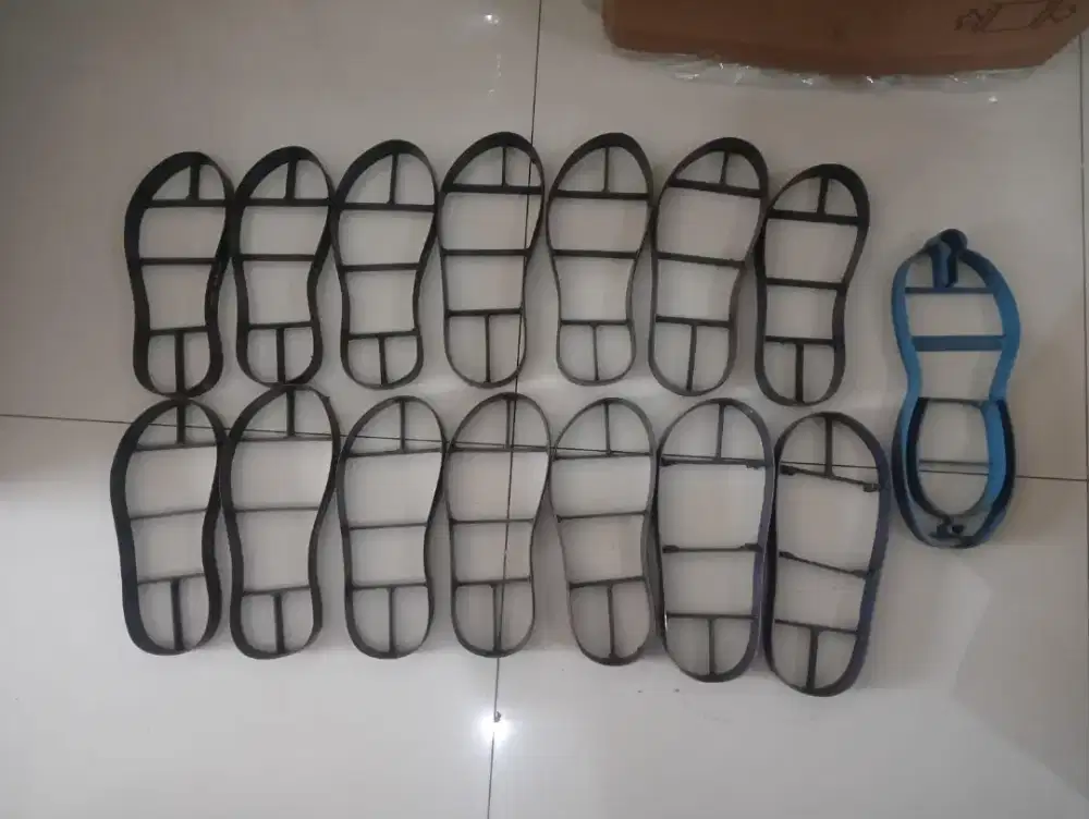 Industri sandal produksi sandal jepit wakaf set alat buat sandal