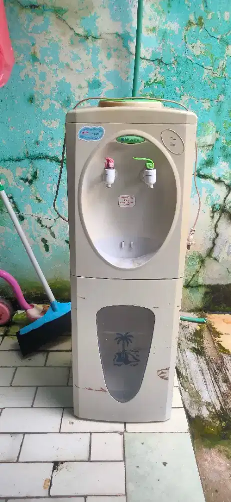 Dispenser murah bekas