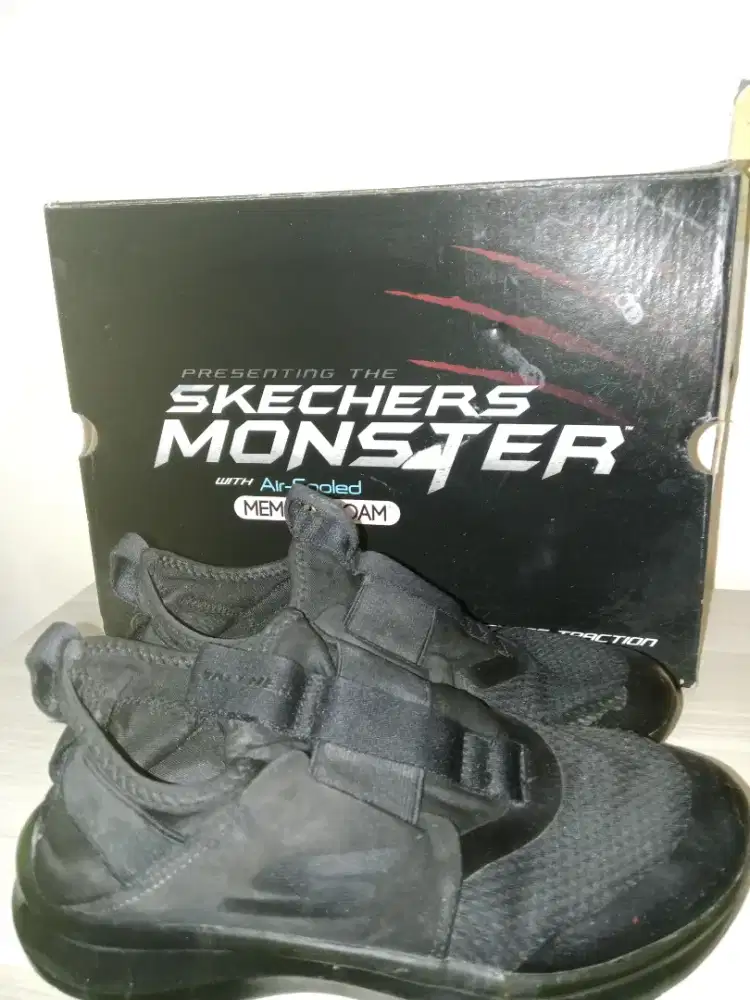 Sepatu Anak Sekolah Hitam