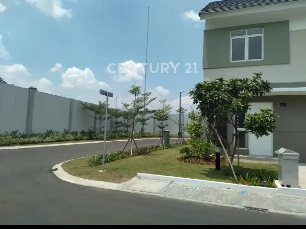 Rumah Bagus Hoek Hadap Utara Dayana Summarecon Bandung