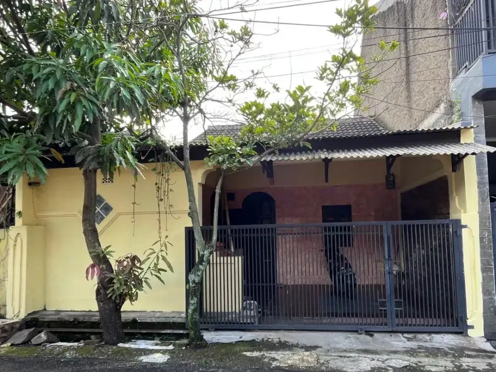 Rumah Minimalis Kondisi Terawat di Margaasih Permai
