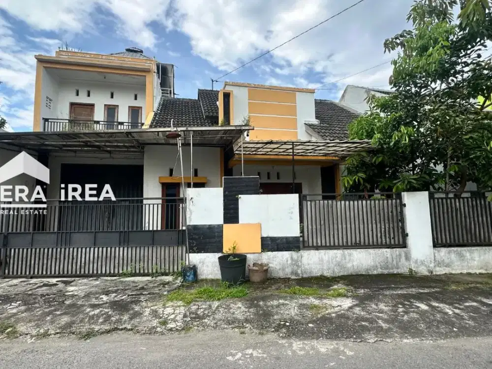DIJUAL RUMAH DI KARANGANYAR KOTA DEKAT ALUN ALUN KARANGANYAR