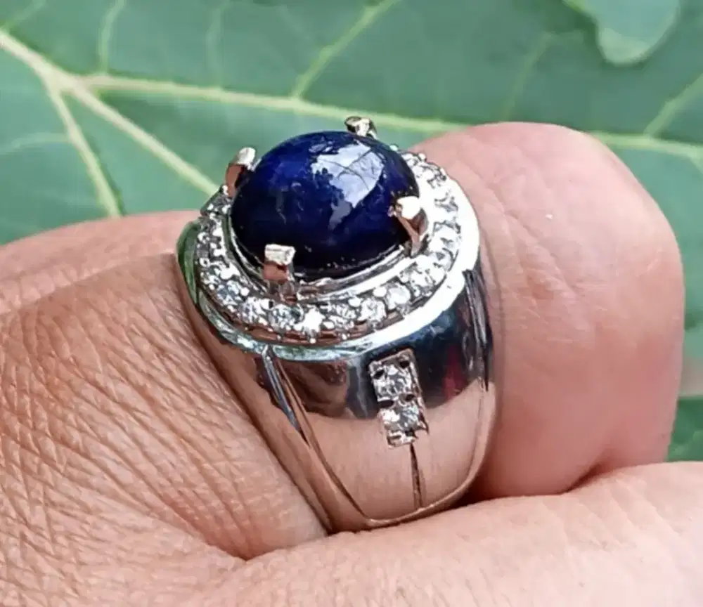 Natural Blue Sapphire Ceylon