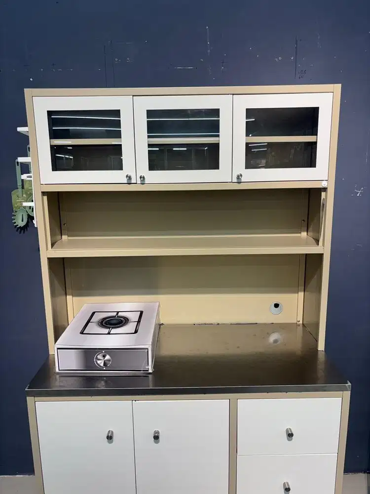 Kitchen kabinet metal