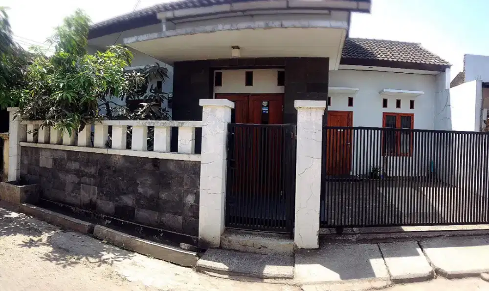 DiSewakan Rumah di Riung Bandung