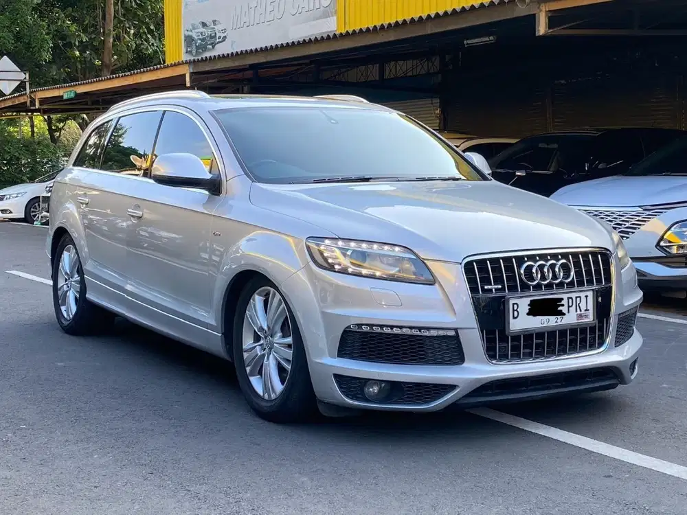 AUDI Q7 3.0 S LINE 2012 SILVER DIJUAL CEPAT ANTIK