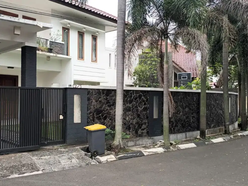 Dijual Cepat Rumah Jl. Garuda Sektor 1 Bintaro Jakarta Selatan