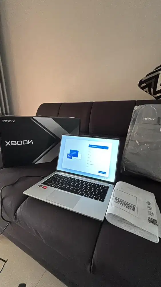 Laptop Infinix Xbook 14 Ryzen 5 7535HS