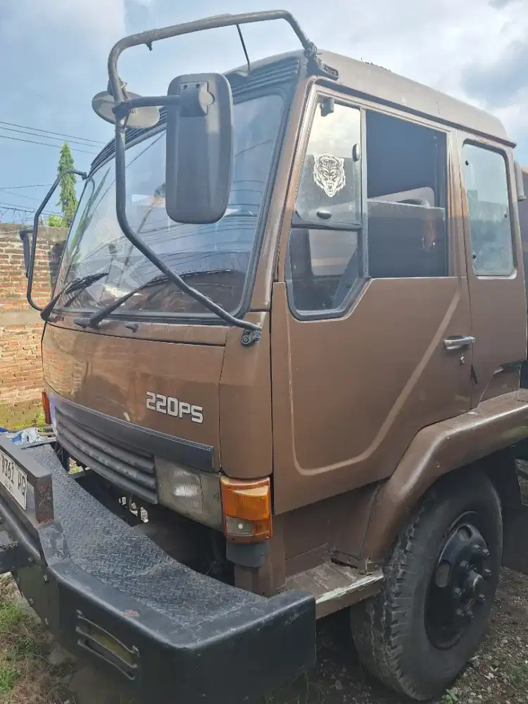 FUSO FIGHTER FM517H Ex Tangki Tahun 1990