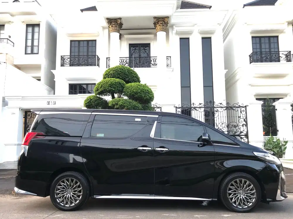 Toyota Alphard 2017