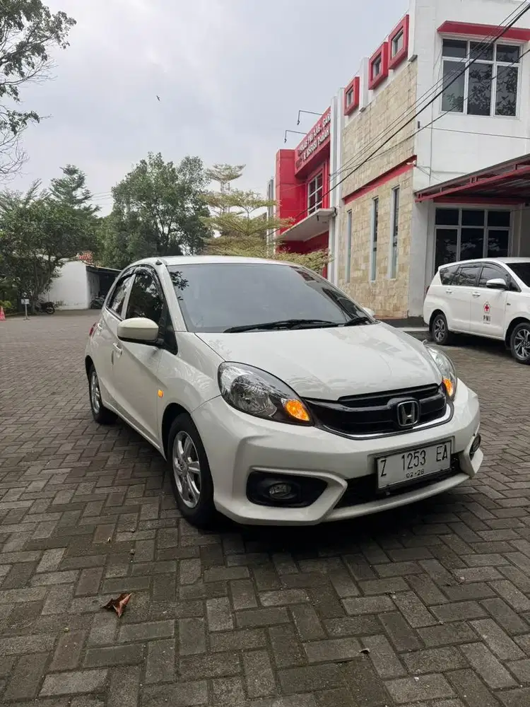 Honda Brio E Cvt 2017 low km matic antik terawat putih