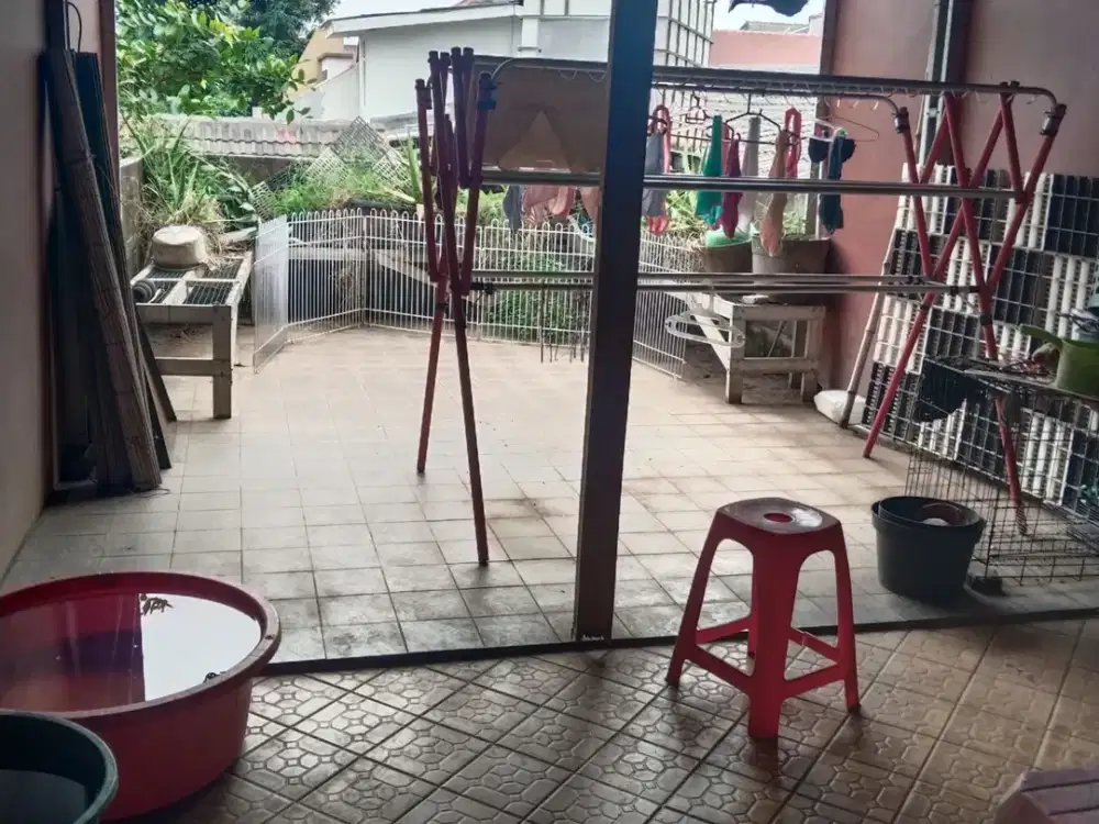 Jual rumah Harga tanah saja di komplek pertamina pondok ranji ciputat Tangerang selatan