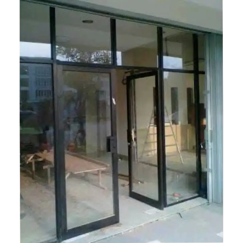 Pintu alumunium kaca