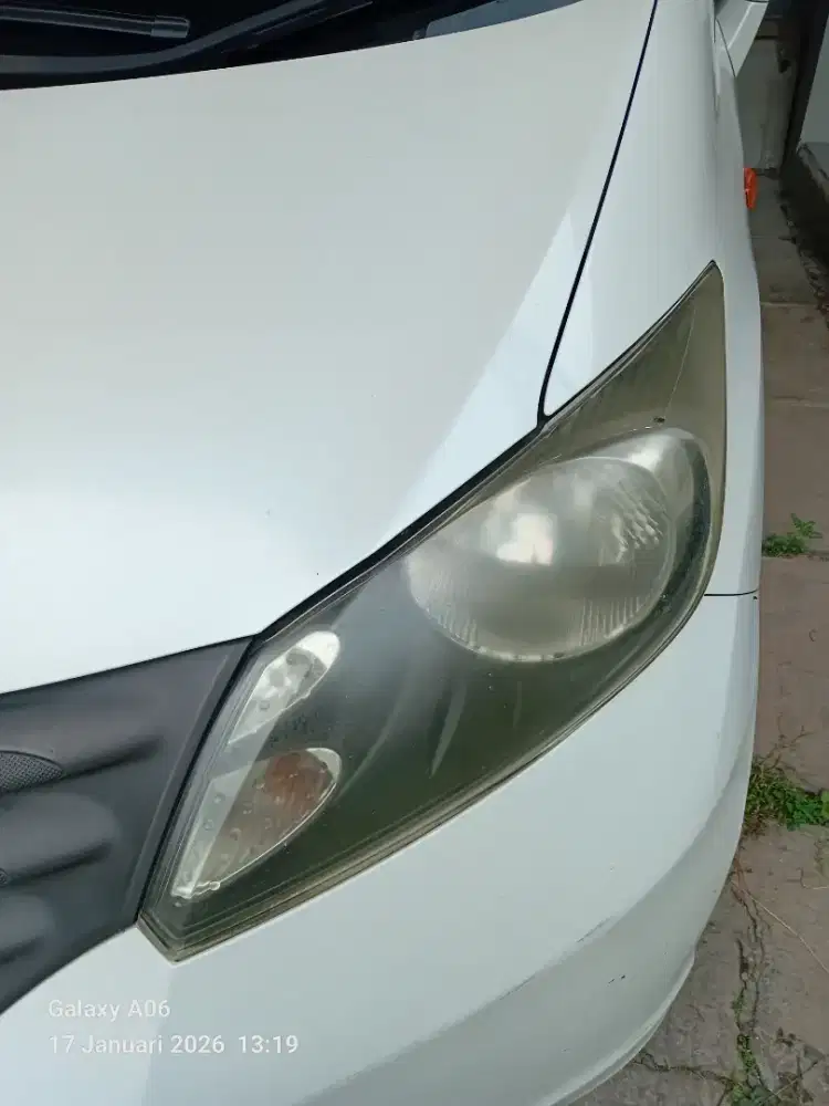 Poles lampu mobil dengan nano burn