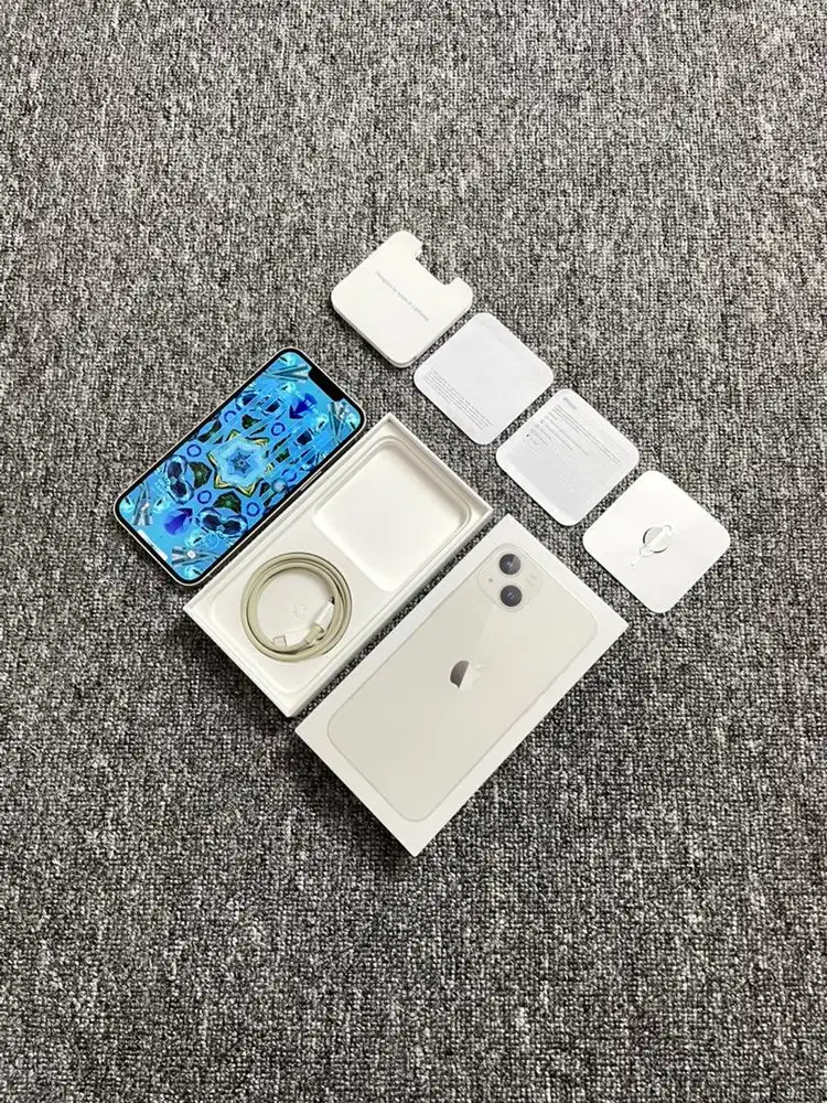 iPhone 13 128 GB iBox