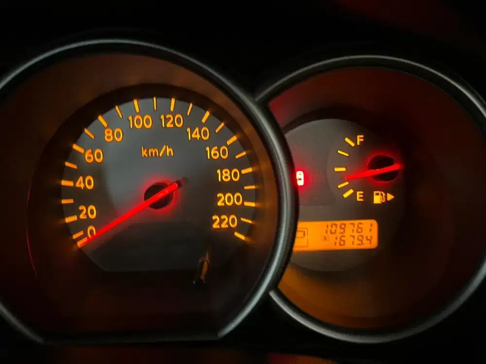 Dijual Mobil Nissan Grand Livina Automatice 1.8 Ultimate, Harga Nego