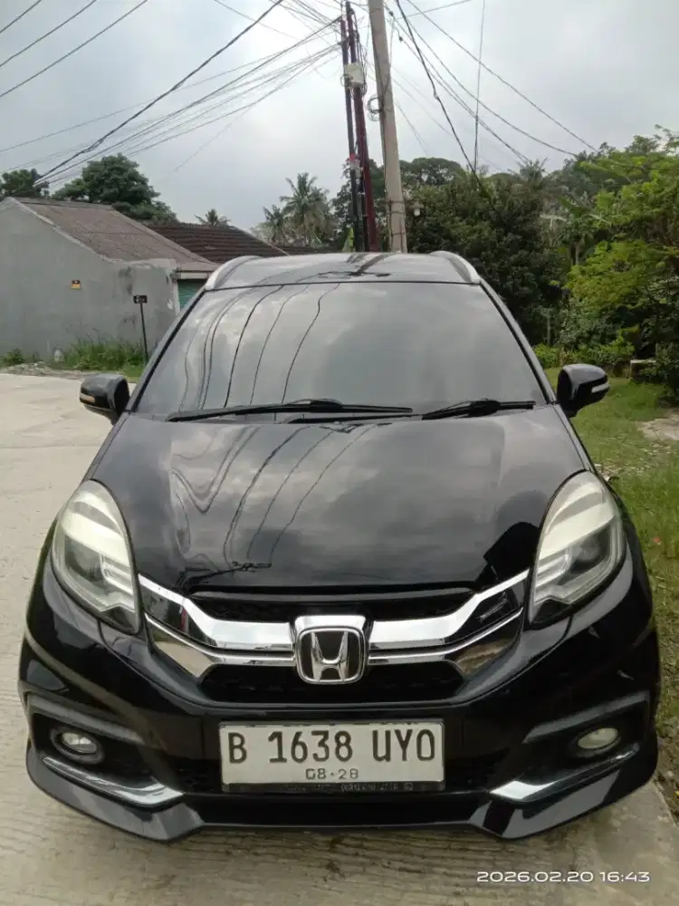 HONDA MOBILIO RS AT 2015 hitam