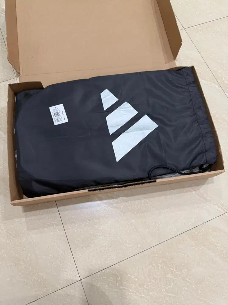 WTS Adidas cross it light 2025